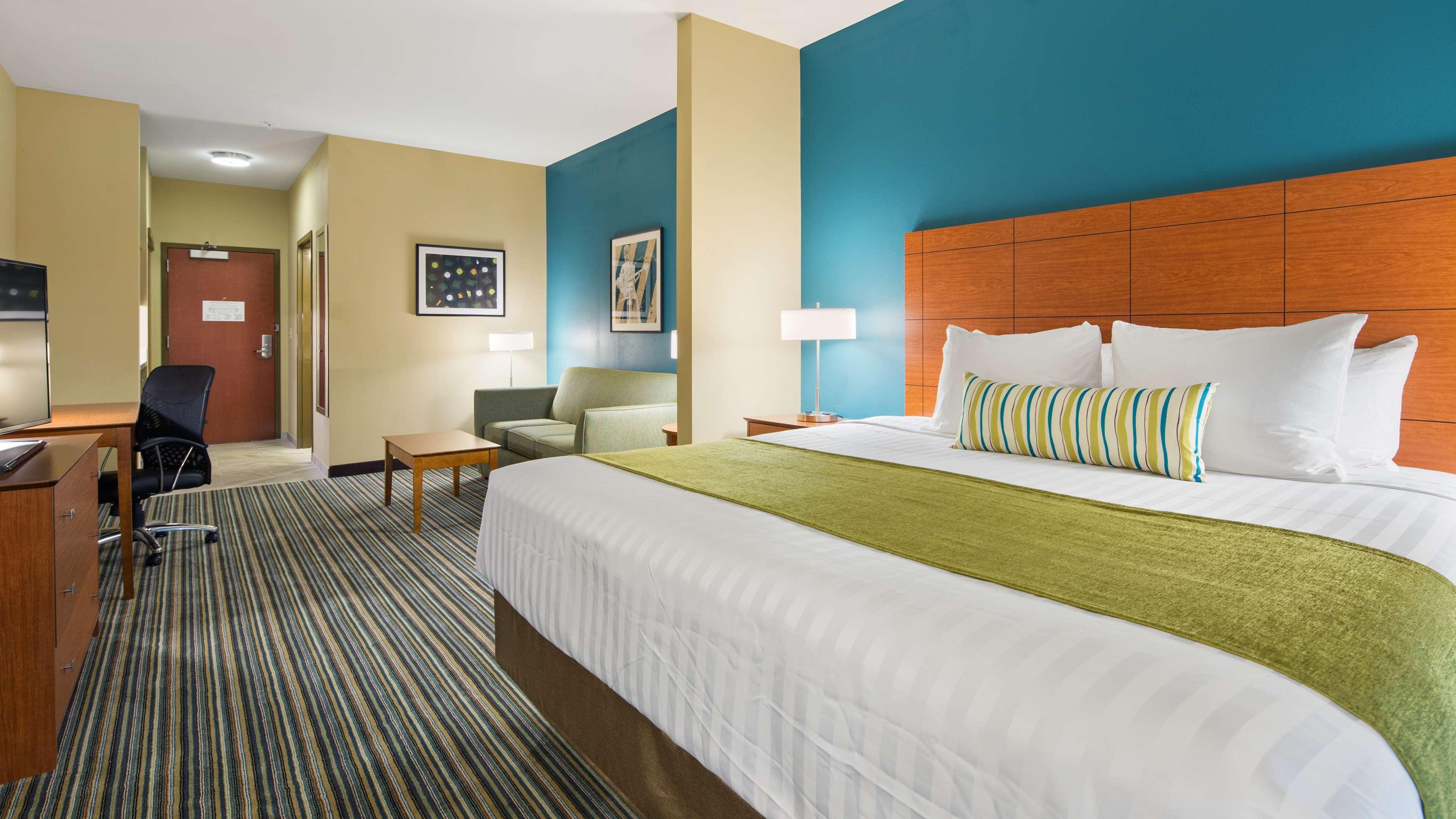 Best Western Plus Tuscumbia/Muscle Shoals Hotel & Suites Exterior photo